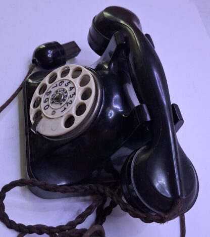 Bakelitový telefon černý- Bílý ciferník - Image 2