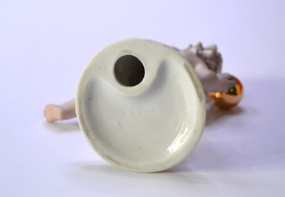 Stará porcelánová soška - Putti se zlatým míčkem - Image 3