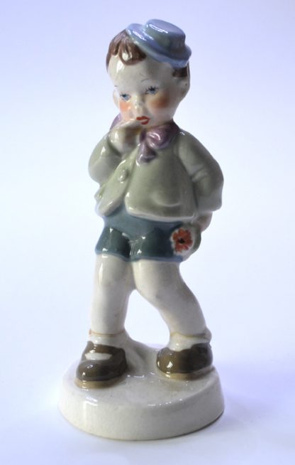 Stará porcelánová soška - chlapec s kytkou - DUX (lepeno)