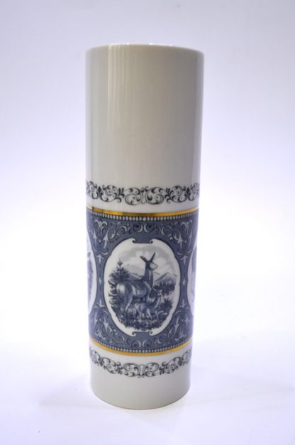 Porcelánová váza Wallendorf s motivem lesní zvěře