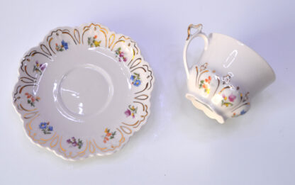 Růžový porcelán z Chodova - šálek s podšálkem (barevná kvítka) - Image 2