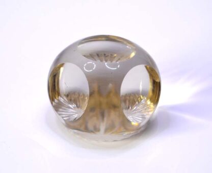 Skleněné těžítko ze zabroušenými stranami (průměr 7 cm) - Image 2