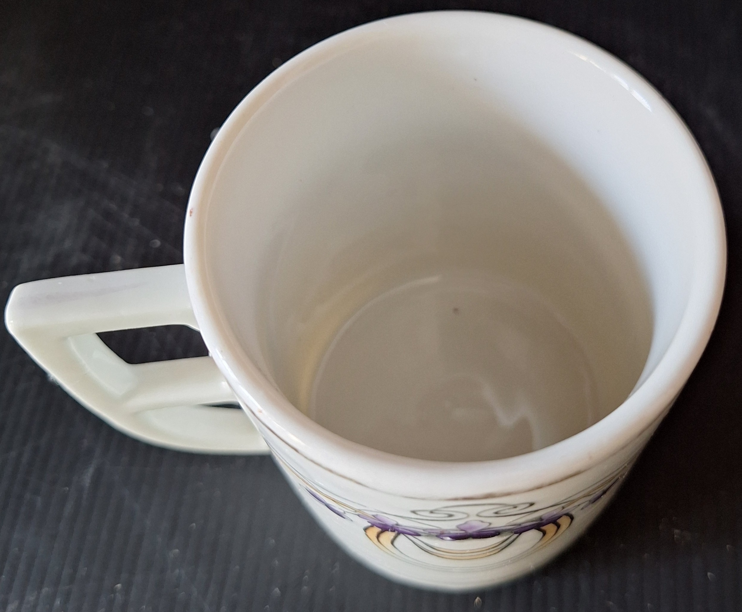 Hrnek secesní - Obrázek 3