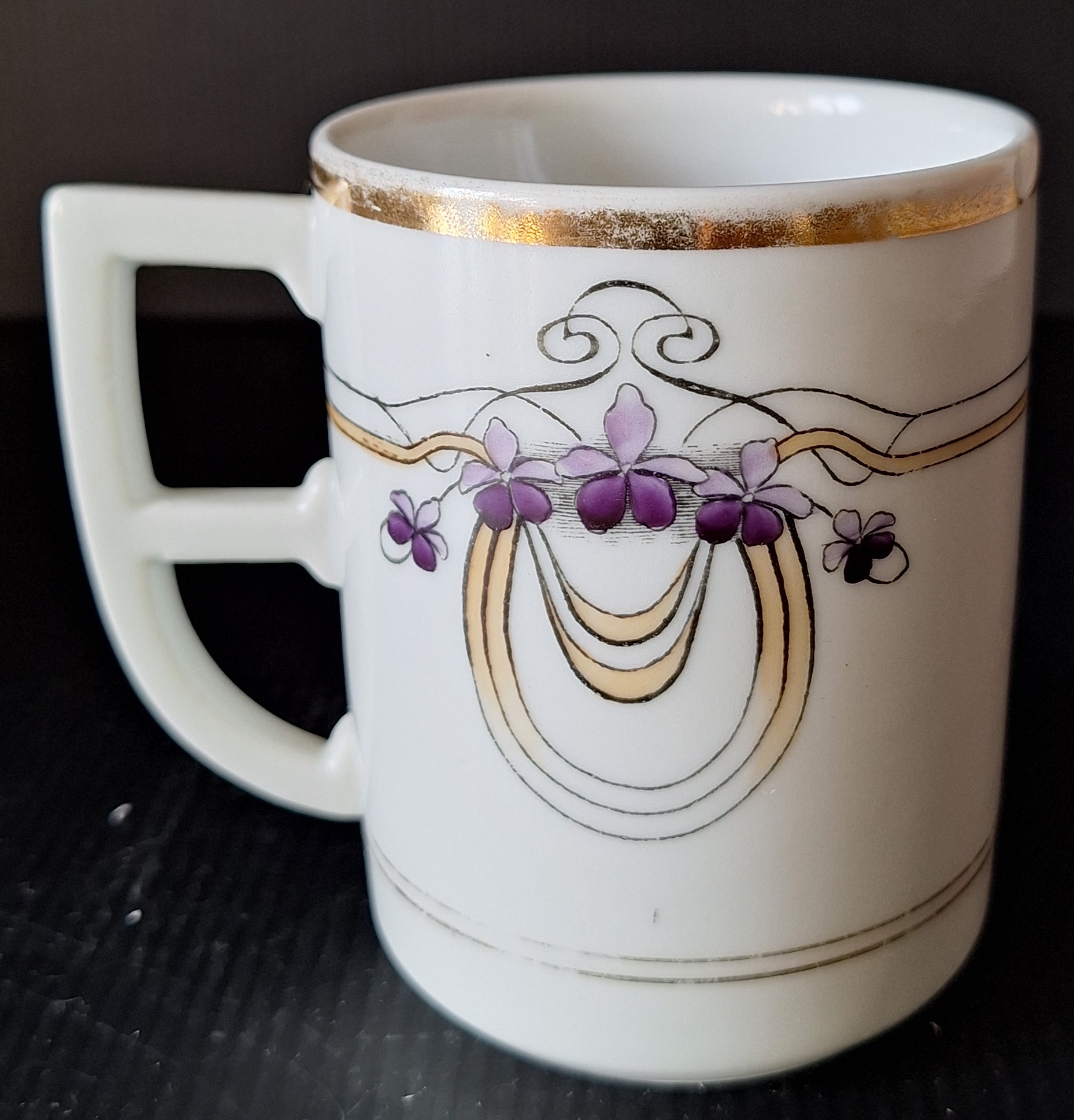 Hrnek secesní (Poškozený) - Obrázek 2