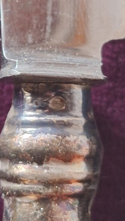 Šest jídelních nožů se stříbrnou rukojetí 19,5 cm délka v původní etui - Image 3