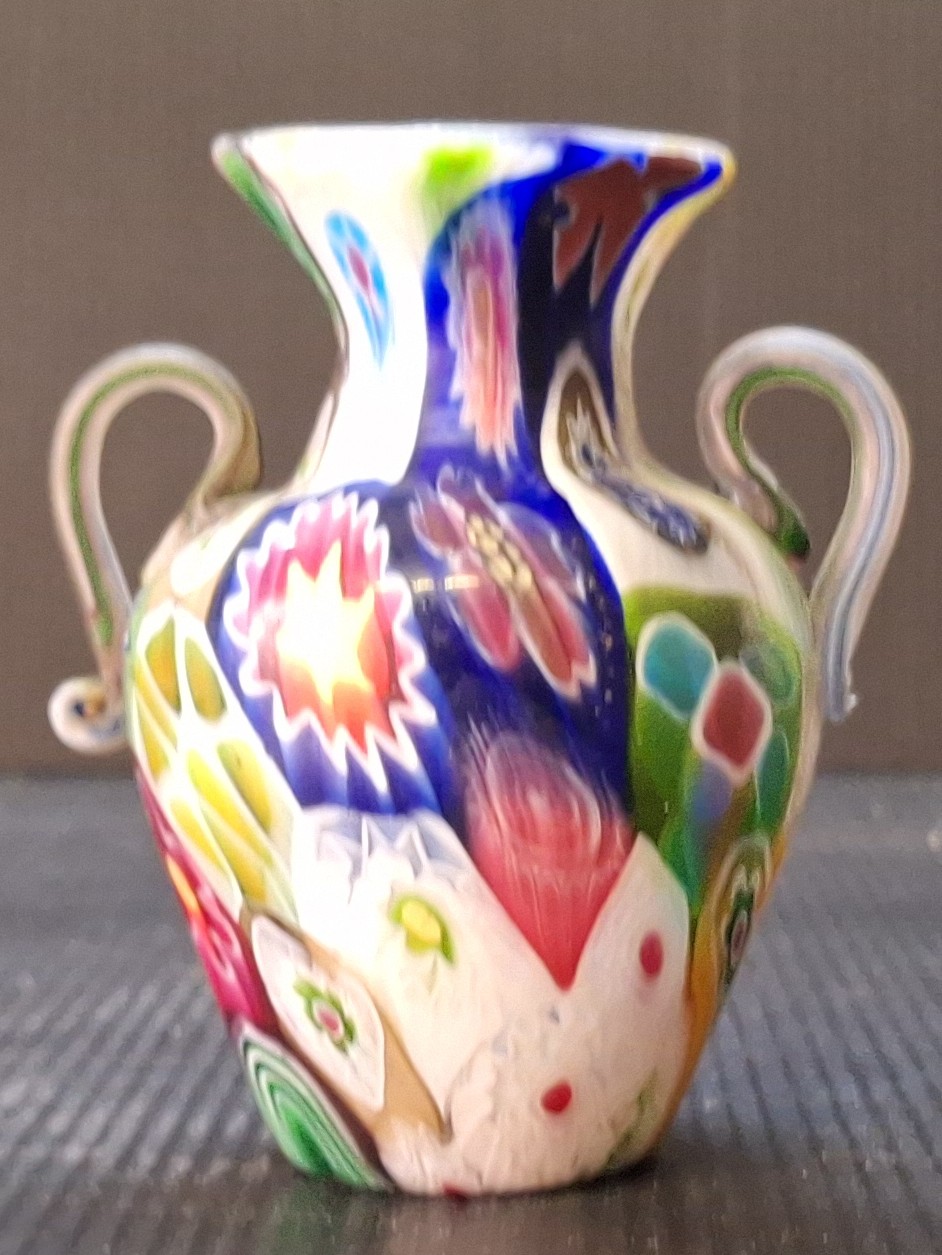 Malá skleněná vázička Murano Millefiori (Výška 8,5, cm Ø 7 cm) (Poškozené ouško) - Obrázek 5