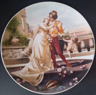 Dekorativní porcelánový (závěsný) talíř, s romantickou scénou, Ø 30,5 cm