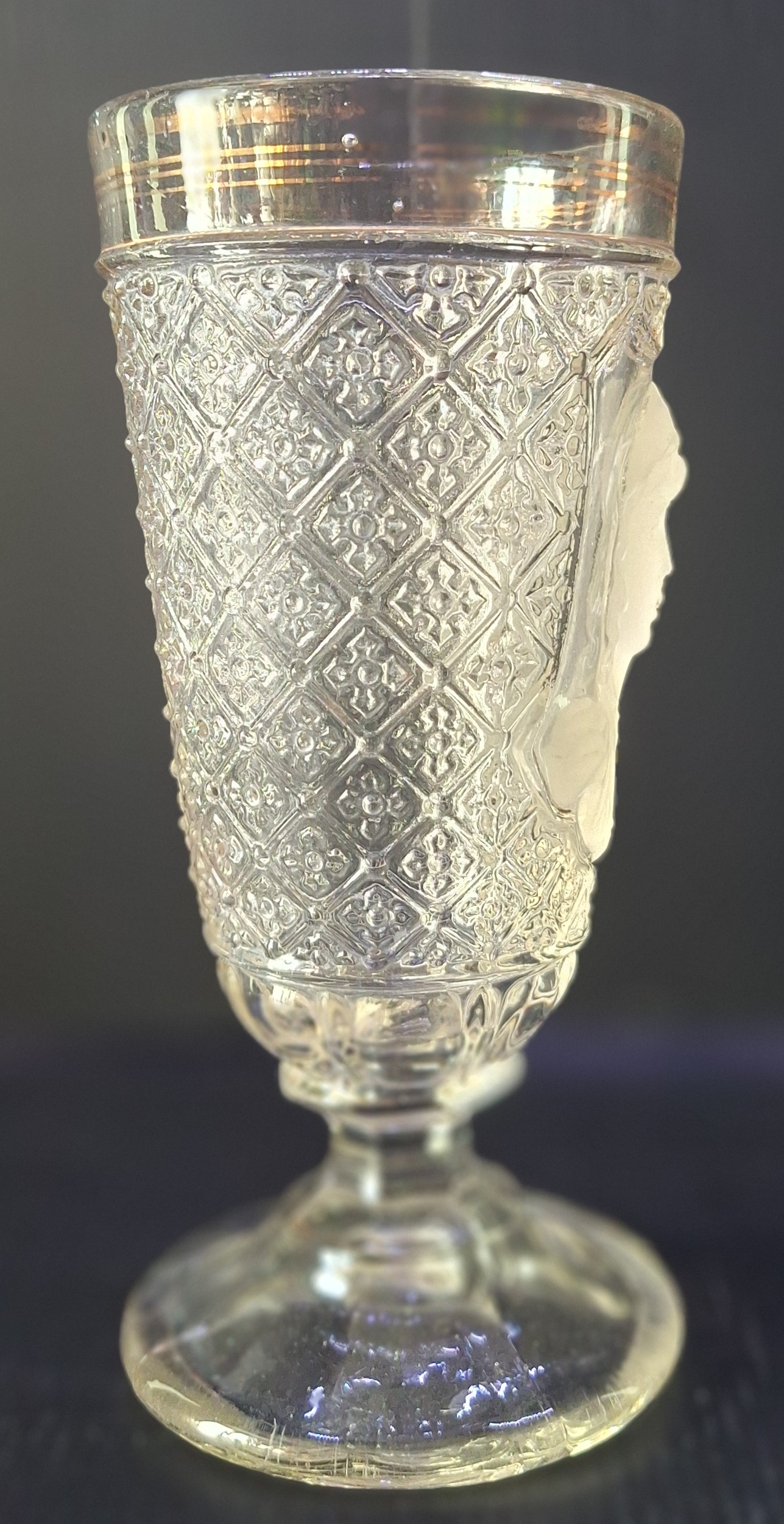 Grogovka z lisovaného skla - (Fa. Reich) - (V 17cm x Ø 8 cm) - Obrázek 5
