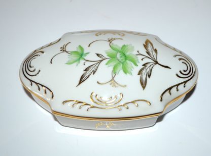 Porcelánová dóza s víkem ručně malovaná (Lesov u K.V.) - Image 2