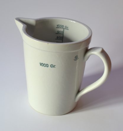 Stará lékárenská odměrka z porcelánu na 1 000 gramů